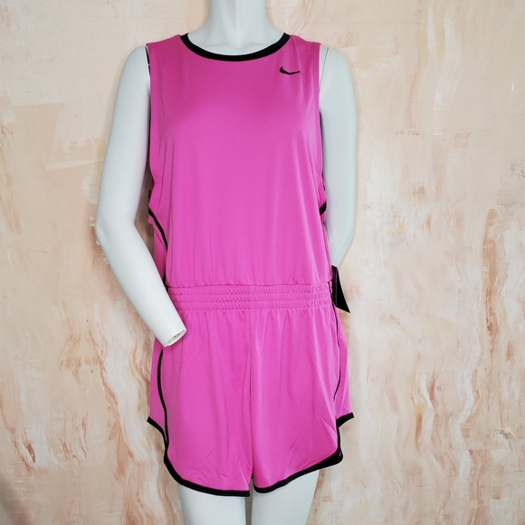 🐞 Nike Dri-Fit Running Romper Size Medium - Picture 3 of 10